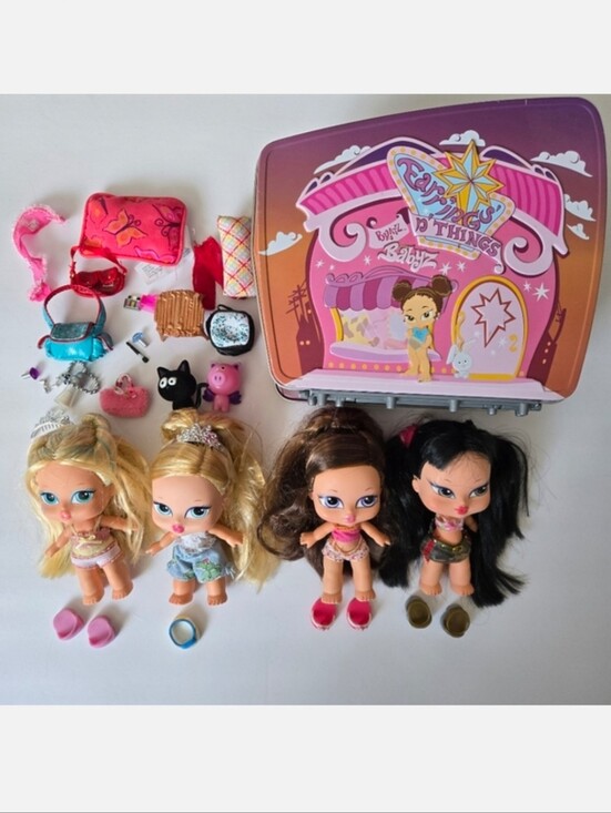 Mga Other - Bratz Babyz Lot.of 4 Dolls, Accessories, And Lunch Box Play Set